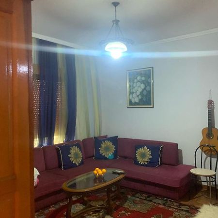 Friends Hostel & Tours Shkodër Екстериор снимка